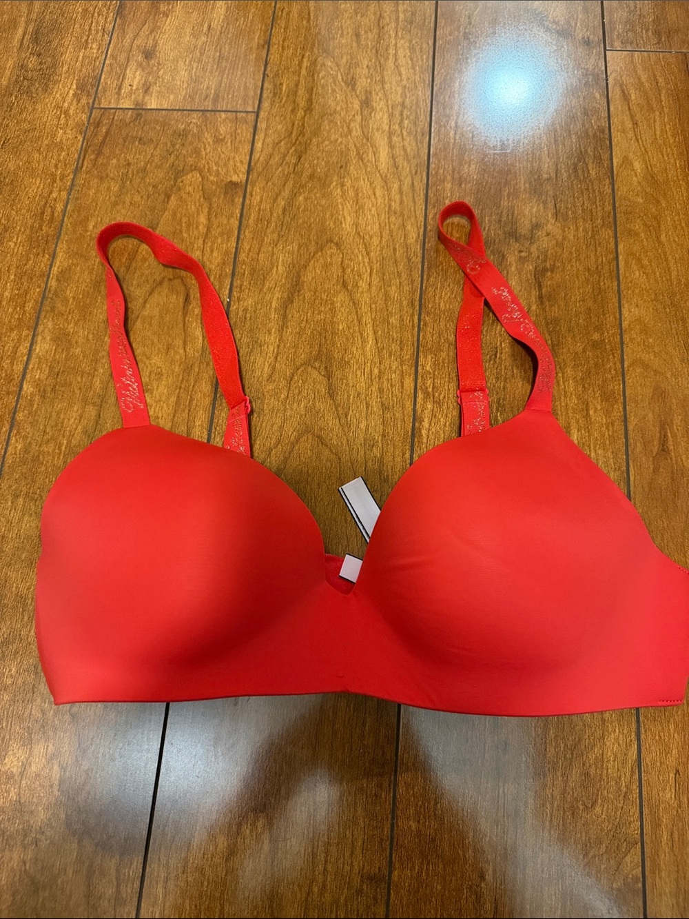 PINK Victoria's Secret Smooth Red T-Shirt Bra